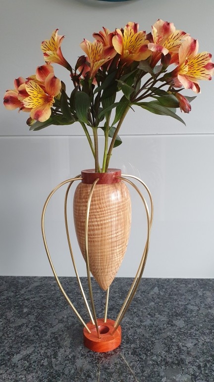 Bub vase by Les Cooper